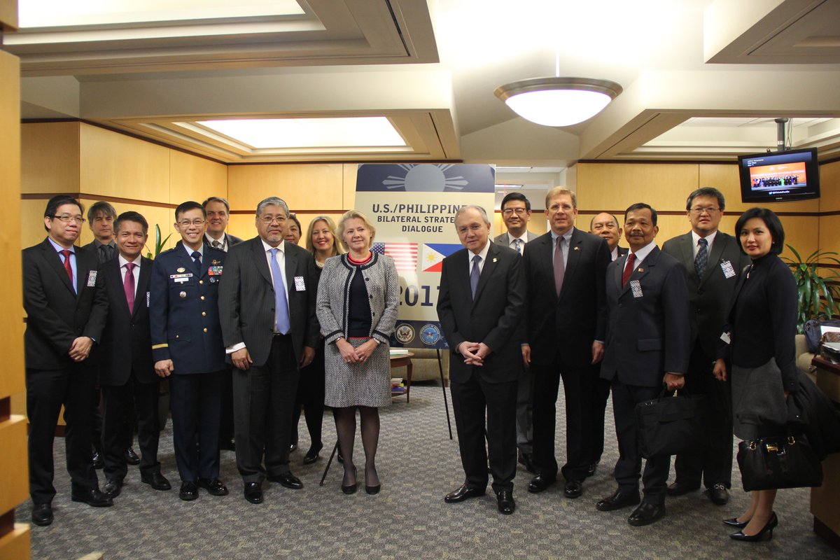 philippinesusa's tweet photo. 7th Bilateral Strategic Dialogue (BSD) kicks off at @StateDept today; PH, US to discuss areas of cooperation in Economic Devt, Defense&amp;Security, Regional&amp;Global Diplomatic Engagement, &amp;Rule of Law in the next 2 days. @USAsiaPacific @DFAPHL @DtiPhilippines @DOJPH @dndphl https://t.co/SxHksce77D