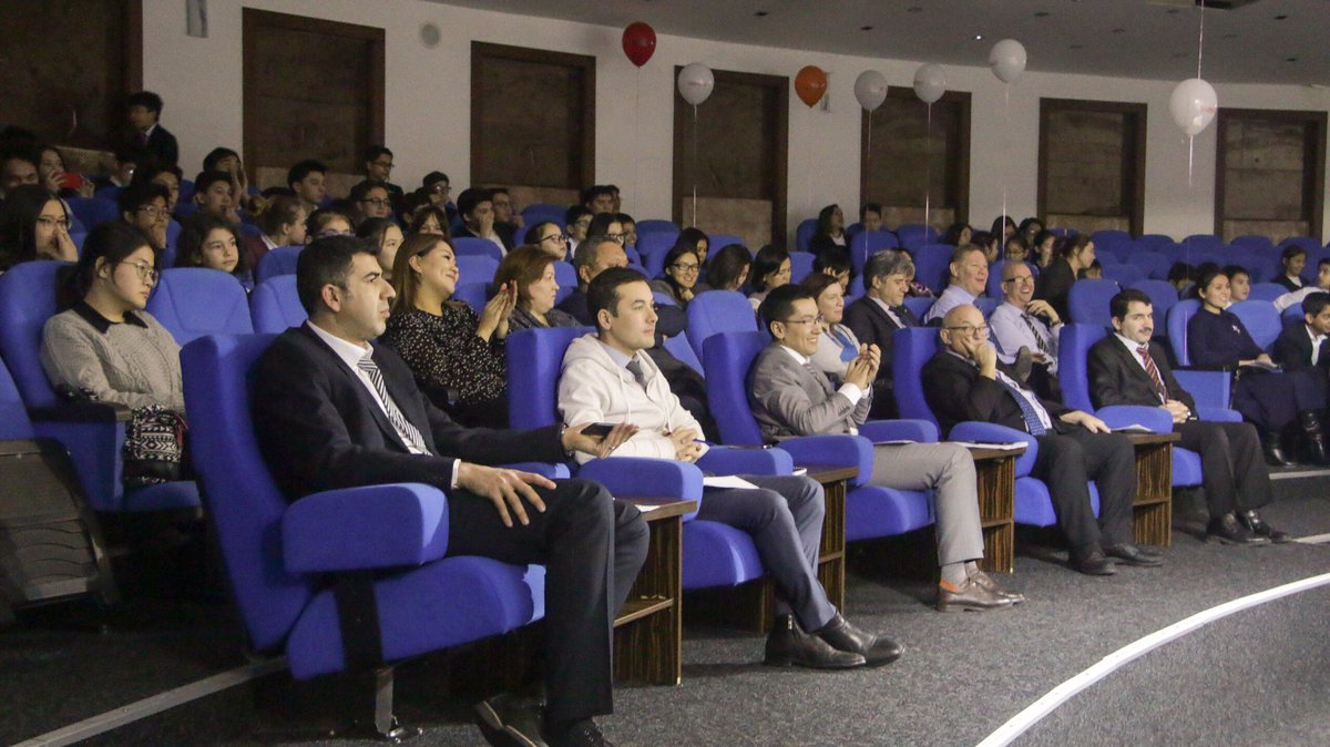 spectrum_is's tweet photo. Thanks to students of grade 11A for the great show and fascinating performances.
Бүгінгі көңілді кеш үшін 11А сыныбы оқушыларына алғысымызды білдіреміз. Өнерлерің өрге жүзсін.
#ClassShow #11A #Show #Concert #SpectrumIS #Spectrum #Astana #Kazakhstan #BilimOrda https://t.co/2yG6W2ZYFO