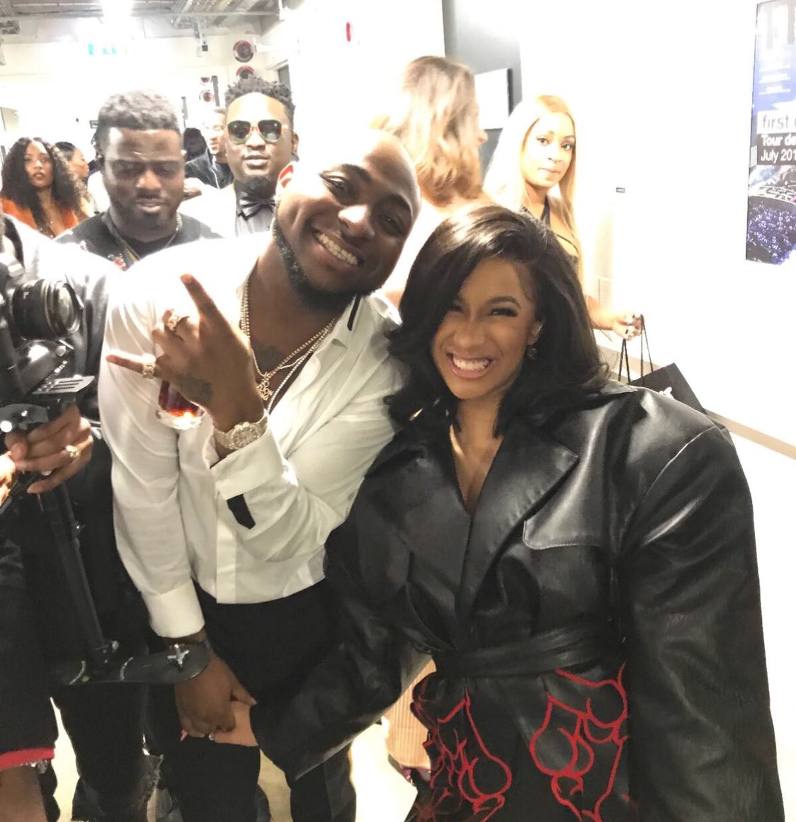 iamcardib tweet picture