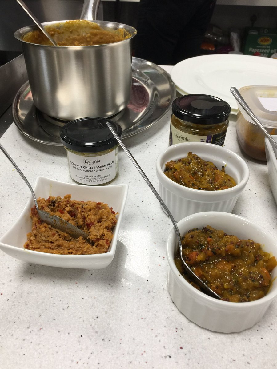 LatrobeV's tweet image. We’re all passionate about food innovation! Indian paratha bar with @SideBySideCA and @SFDFood