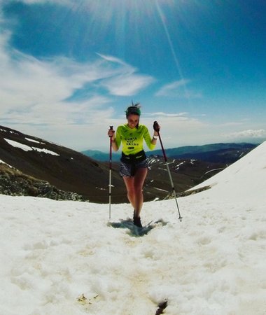 fundacioires's tweet photo. “Si alguna cosa ens motiva, per molt que trobem obstacles pel camí, anem en la direcció correcta” L'Elena Enseñat ha compartit amb els joves del #ProjecteClick en el taller "Viu la natura". 👏🏔️😀#Motivació
https://t.co/Mk8qXW0i6w
#ProjecteClick #FemClick #Joves #Jovantatges https://t.co/HqVJdzu5bG