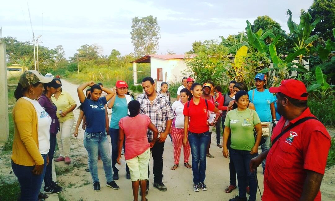 PsuvJcs's tweet photo. #PSUV Visita en el Sector Negra Hipolita del Mcpio Julio Cesar Salas https://t.co/miSvW4s3y6