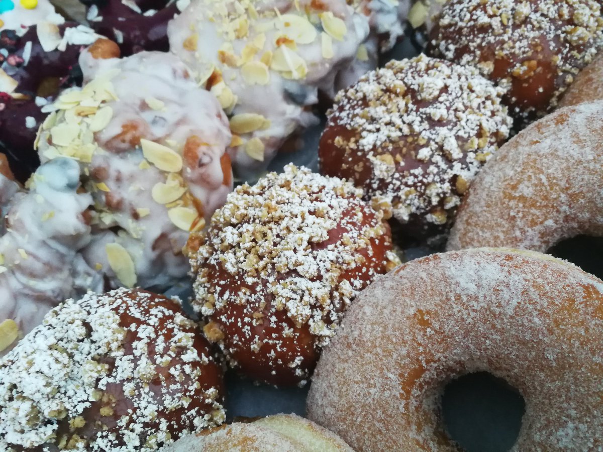 Hooktblackrock's tweet photo. Today's 🍩 ☕ 📍
📍 #15wicklowstreet #Dublin2
📍 #Merrion #square #Dublin2
📍 @avocaireland #Rathcoole #Monkstown #killmac #Dunboyne
📍 @dollardandco #wellington #quay https://t.co/3owsuQZJq1