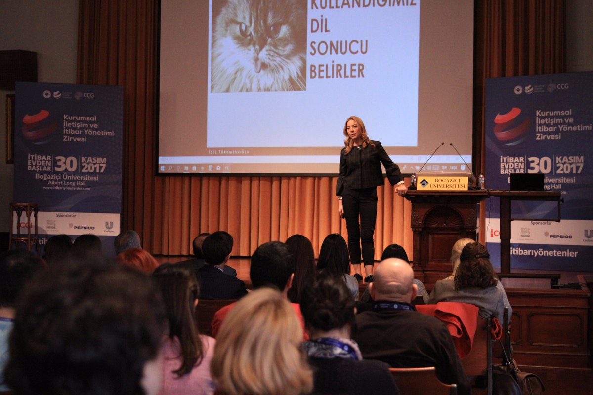 Yemek aramızın ardından Kurumsal İletişim ve İtibar Yönetimi Zirvesi <a href="/BoynerGrup/">Boyner Grup</a> 'tan İdil Türkmenoğlu'nun "Pozitif İletişim Dili" başlıklı konuşmasıyla devam ediyor! <a href="/idiltrkmngl/">İdil</a> #itibariyonetenler