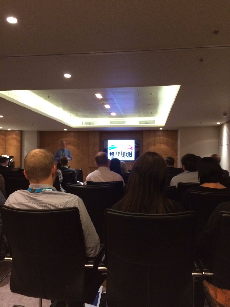 IainDaws's tweet photo. Peter Tolland on why digital customer service is like learning a 2nd language #EngageEMEA #verint17 https://t.co/4jxFZdMuM6