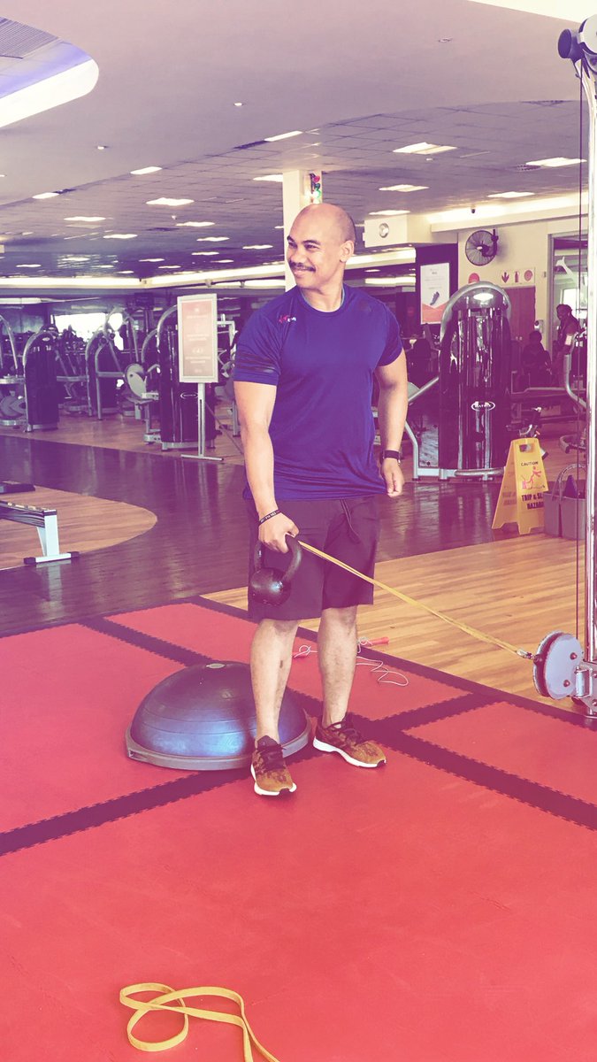 audas_vanschoor's tweet photo. A positive mindset is what allows you to go from dreaming to achieving. #HereToCreate #Neverdone @adidasZA @virginactiveSA #PureBoostDPR #GrowMo #Movember 👨🏽@adidas #Trainingday #Avsfitness https://t.co/K92LvySZ4T