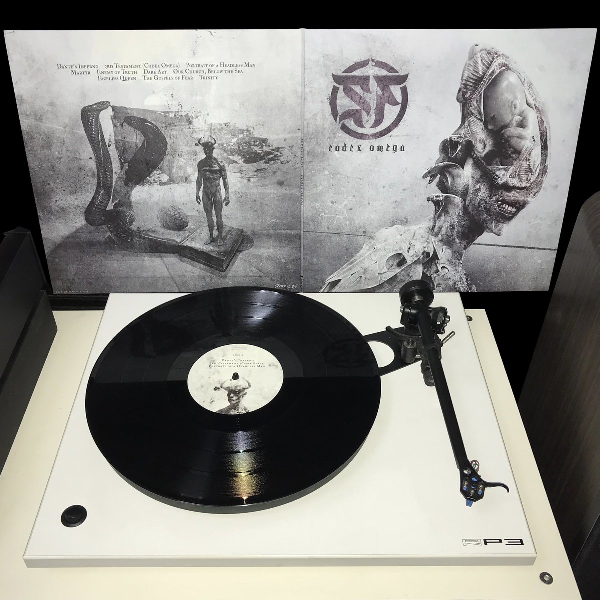 canolum's tweet photo. #nowplaying #SepticFlesh #CodexOmega #SeasonOfMist #vinyl #nowspinning #vinylporn #vinyladdict #recordoftheday #vinyljunkie #vinylcollection #vinylcollectionpost #thevinylbasterds #vinyligclub #vinyloftheday #nofilter #Rega @septicfleshband @SeasonofMist https://t.co/ADThpcay6d https://t.co/dwerE721yk