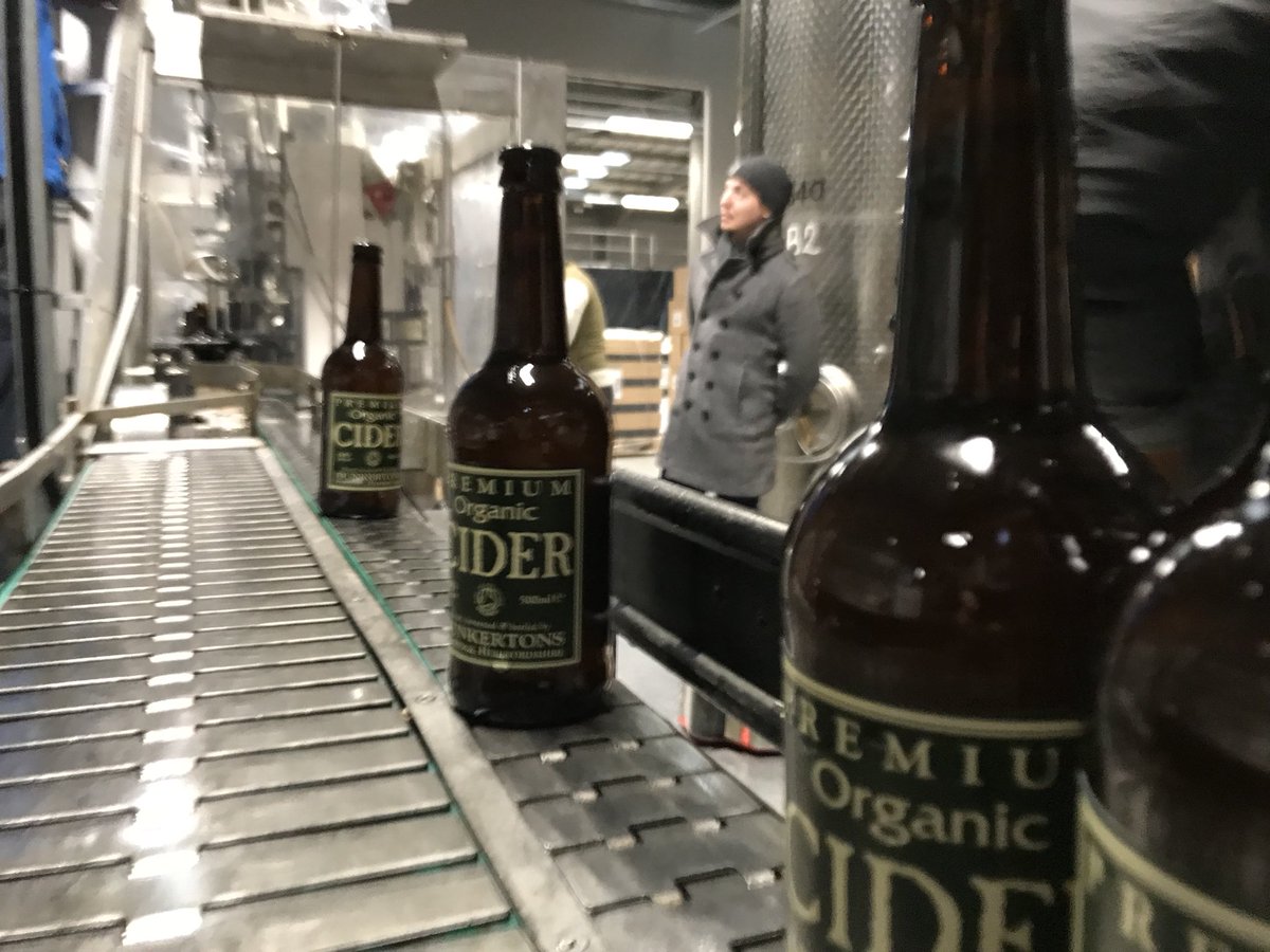 shanedoesdrinks's tweet photo. A little trip to @dunkertons cider press. Very cool https://t.co/PPPil9BxtR
