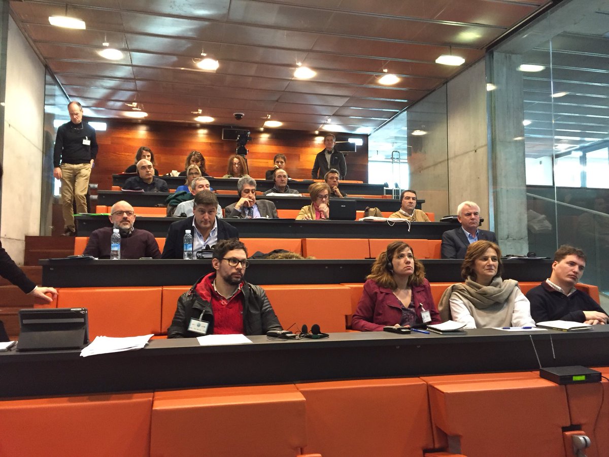 MaitenaEzkutari's tweet photo. Reunión de socios en #Donostia COPIL del proyecto @ederbidea @TurismoPro_na @MugikortasunGip @departement64 🚴🚴🚴🚴 https://t.co/GKN8Rq0nEt