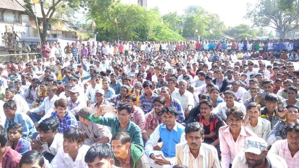bjp4Mahisagar's tweet photo. શ્રી નરેશ કનોડિયા ૧૨૩ સંતરામપુર વિધાનસભામાં બટકવાડા,હિરાપુર,માલવણમાં ભાજપના પ્રચાર માટે આવ્યા #BJP4SANTRAMPUR https://t.co/rNYdXFBlw8