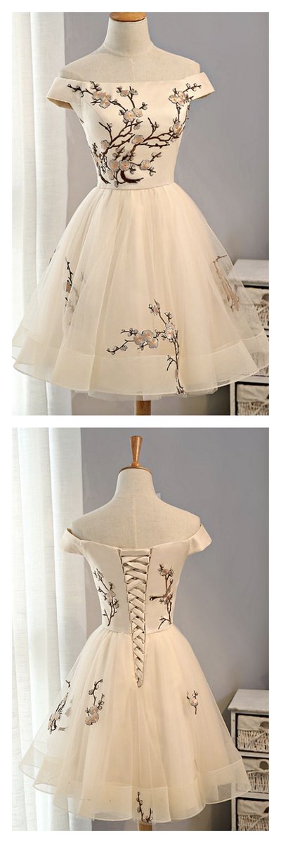 whimmart20's tweet photo. New post (homecoming dress with embroidery #SIMIBridal #homecomingdresses #promdresses...) has been published on - https://t.co/bBBWQFFA8w https://t.co/TEmZkU26Xp