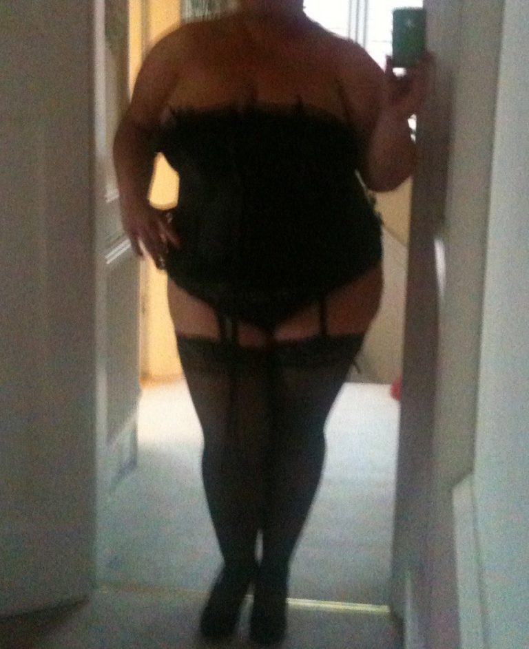 UK Sluts Exposed tweet media