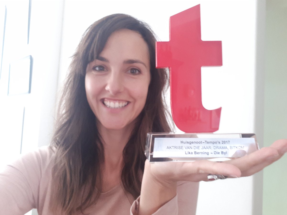 Kyk wat kom vandag hier aan.... Dankie!! #Tempo <a href="/huisgenoot/">Huisgenoot</a> <a href="/kykNETtv/">kykNET TV</a> #DieByl