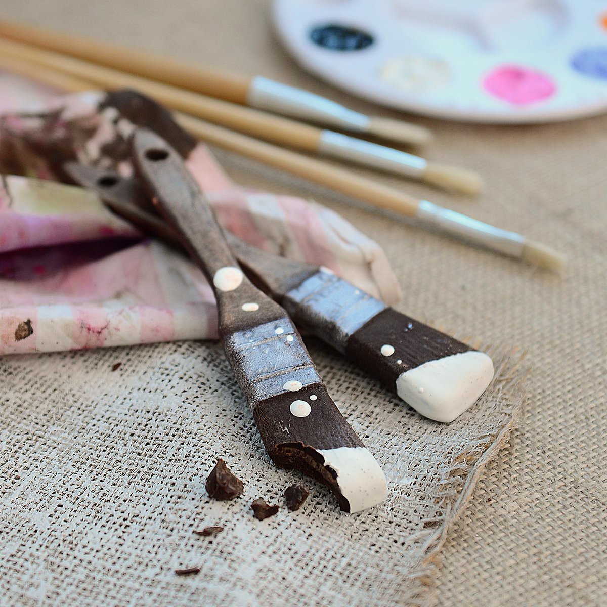 schokolatuk's tweet photo. Want the ultimate gift for a DIY enthusiast? The very realistic and extremely tasty, Schokolat chocolate spanner might not stop a leaking pipe, but it is certainly irresistible! Fun gifts for that perfect Christmas present. Many more to choose from. https://t.co/hTYWwZBhN5 https://t.co/A9UWq3NHT5