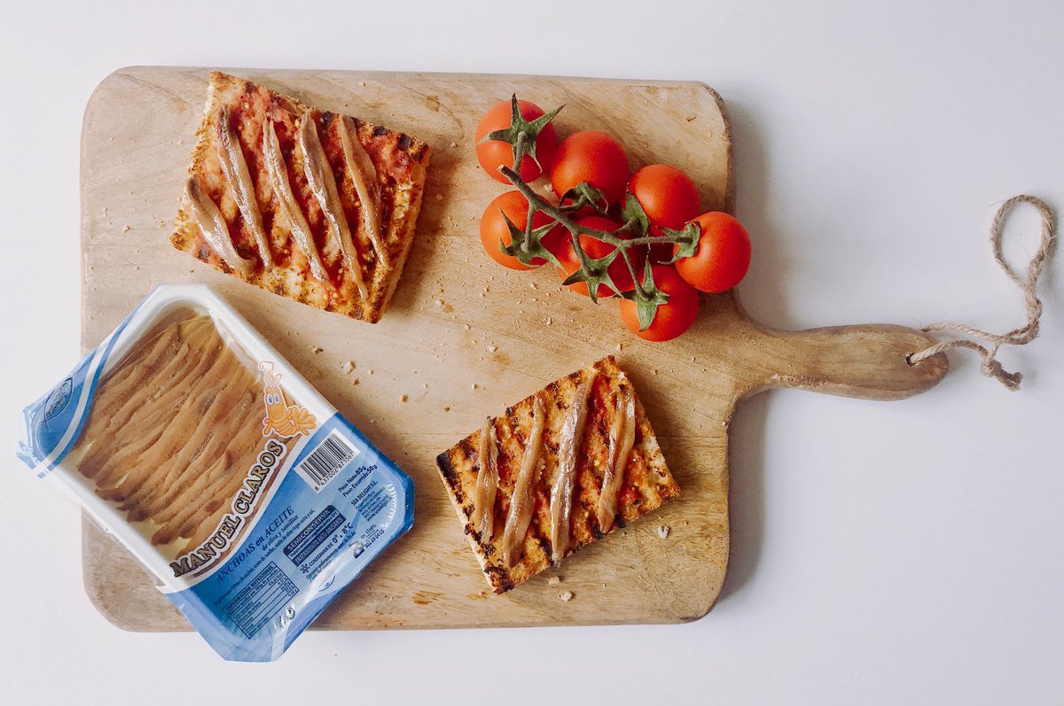 sea_delight's tweet photo. ¡Para nosotros no hay una #comida más #deliciosa que estas impresionantes #tostadas de #tomate y #Anchoas #ManuelClaros! #SeaDelight
-
For us there's no #meal more #delicious than this amazing #toasts made of #tomato with our Manuel Claros #Anchovies! #SpanishFood https://t.co/iRLvi0z6Pg