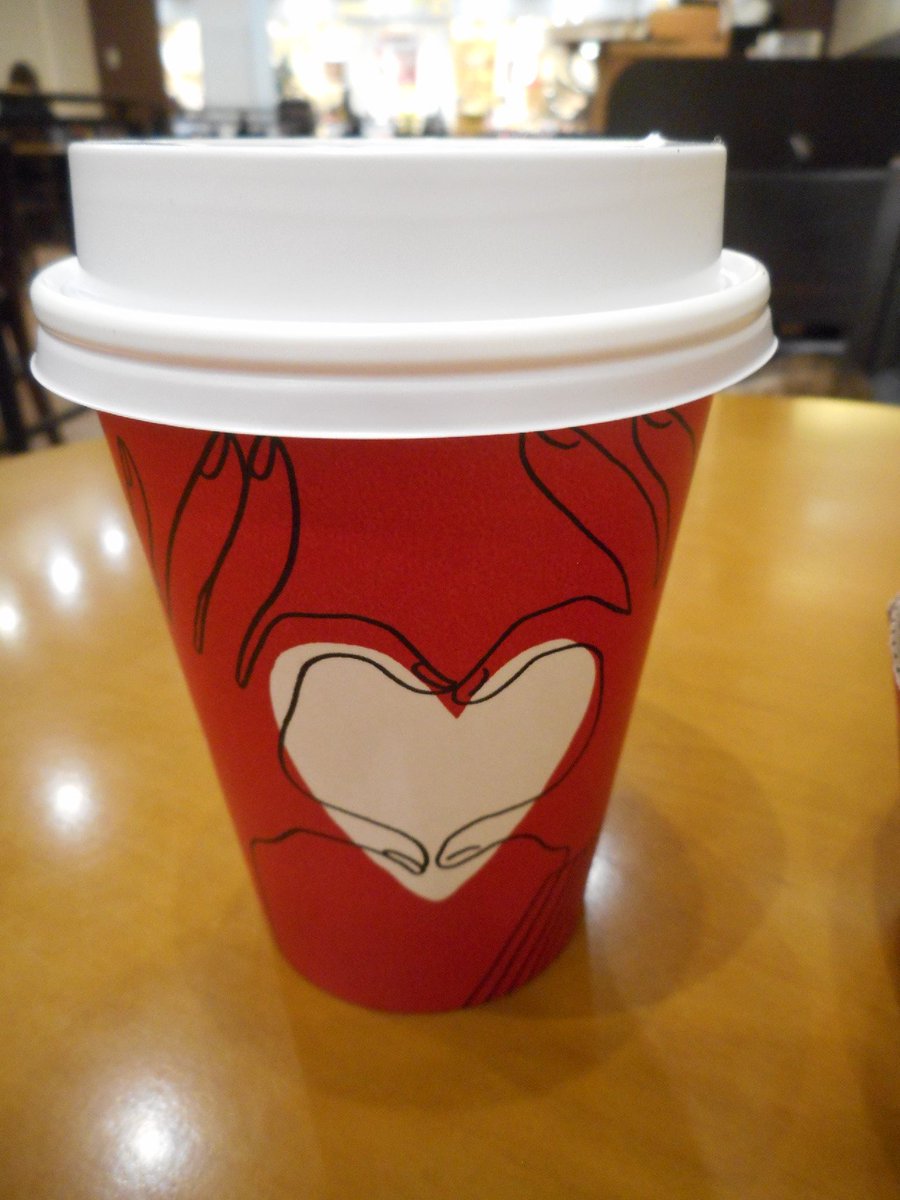 MarilynMondow's tweet photo. あ�� #スタバ のホリデーシーズンデザインが変わった。今年は2パターンか。
ちなみに今年の #BOOKFORTWO 一発目は、赤瀬川源平『東京ミキサー計画』と、フランツ・カフカ『変身』ですわ。 https://t.co/yuBbfP4qB2