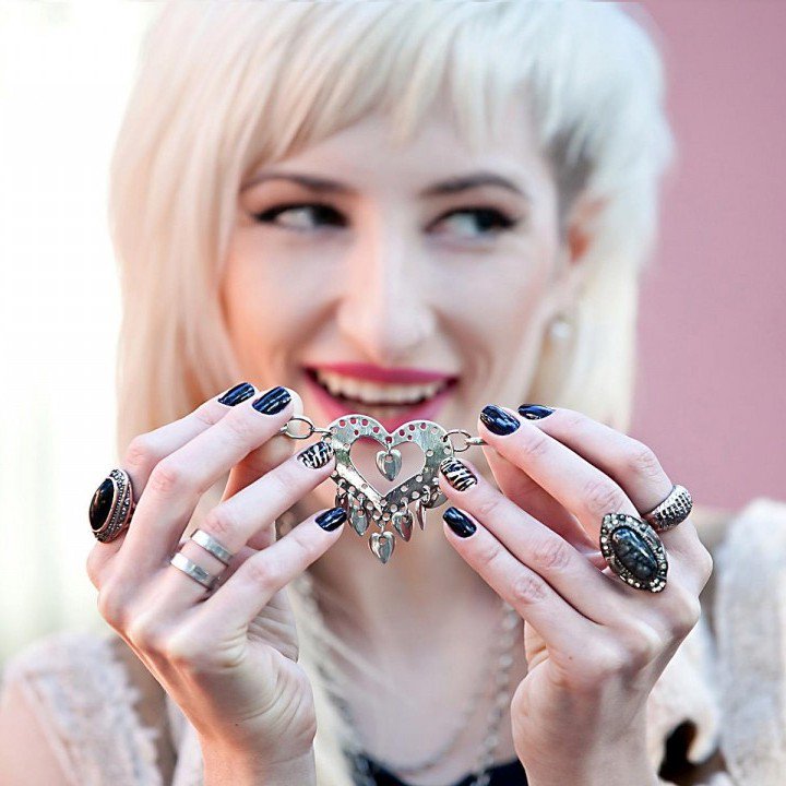 workingmachine_'s tweet image. Bom dia, seus lindo! Estou amando as mensagens aqui na DM do insta, vocês são �... instagram.com/p/BcHl9q0hoFf