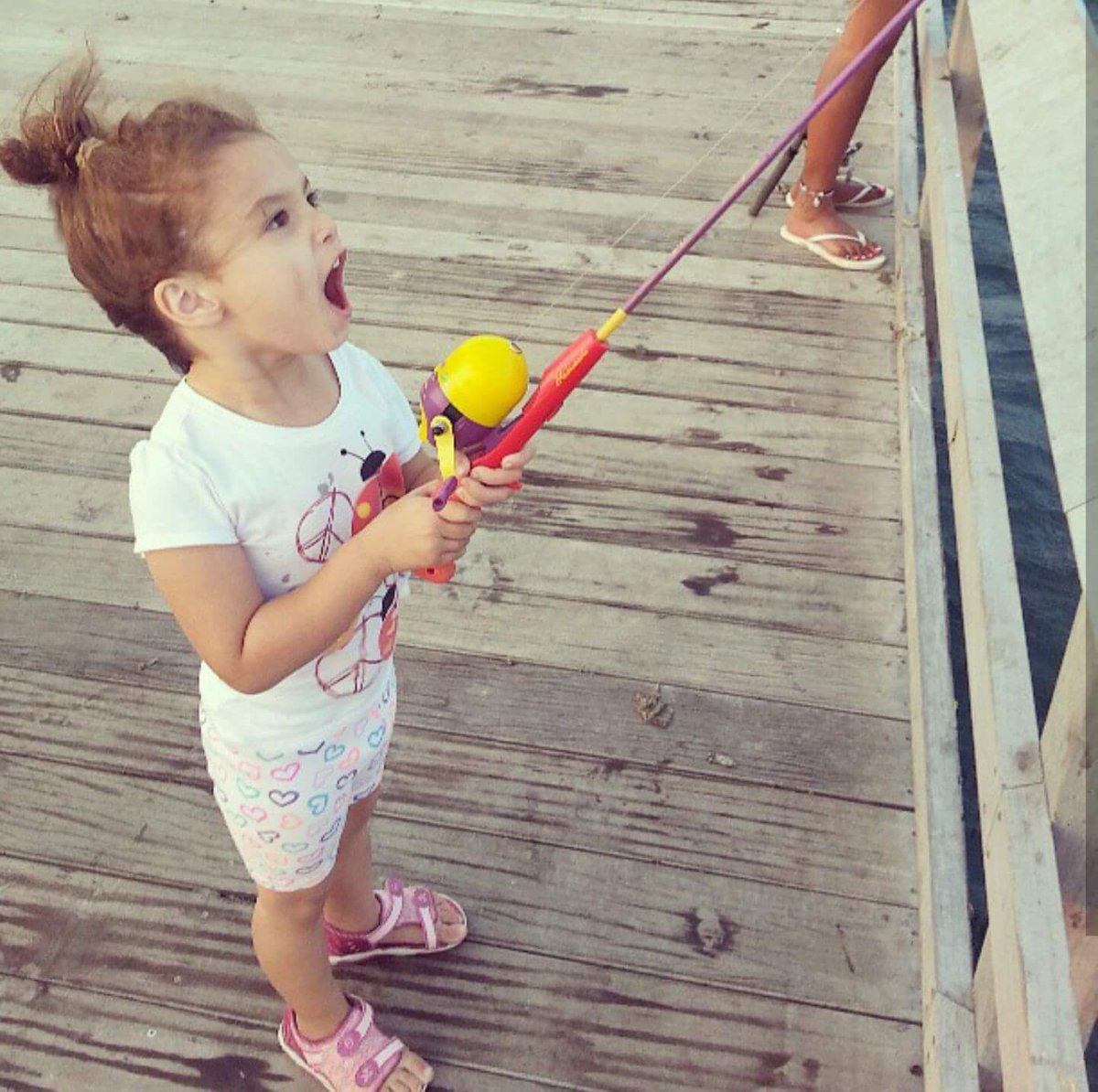 ferris316's tweet photo. @brooksteronline #Kaseyrose
#Flukemaster
Fish tremble when they hear my name ๐ฃ https://t.co/zXqjhU83Af