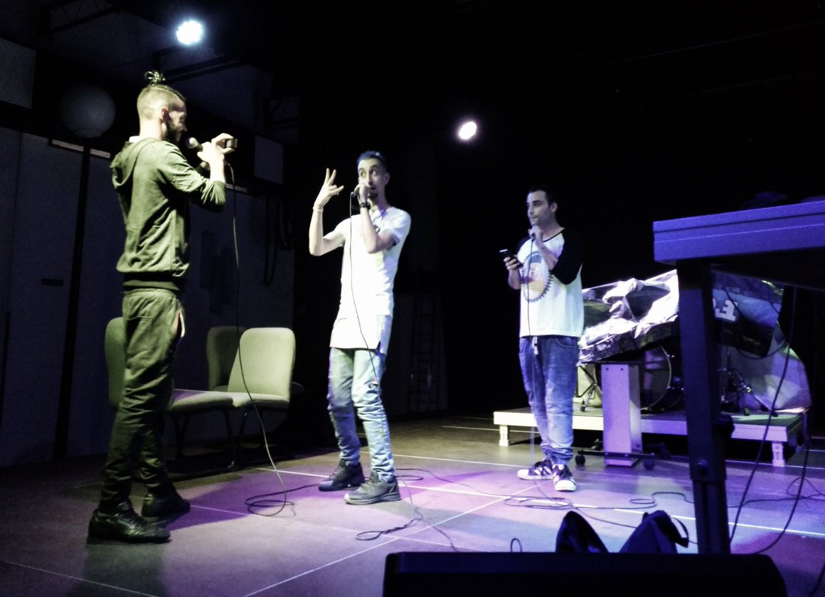 ucourbanmusic's tweet photo. #Juventud y fuerza de #HipHopAlergia en la #SalaMedea. Seguimos sumando propuestas! #rap #música #CórdobaEsp https://t.co/Yx4ljT1QTo