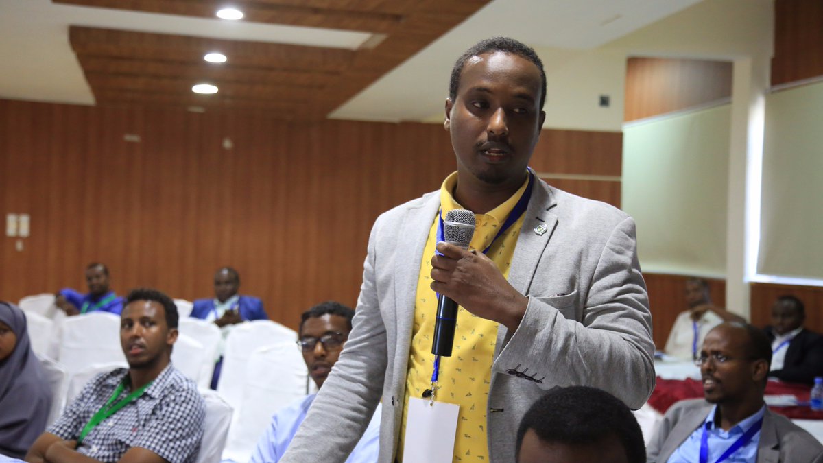 SIMADUniversity's tweet photo. The panel discussion about "Surge In cancer Cases In Somalia" is on course, Dr. Hussein Abshir is chairing the session and participants are asking questions to the panelists.
#MC2017 https://t.co/zCOXyrhBOk