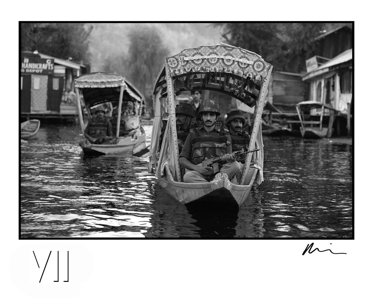 VIIPhoto's tweet photo. #VIIPrintSale - LAST CHANCE: Photo by #GaryKnight / @viiphoto.
In partnership with @HRW, VII is offering a very special edition of our VII - iconic signed prints like this one for just $100. The sale ends on Nov. 27, so shop now! https://t.co/QXKWoEuycK https://t.co/DSdONOlrHy
