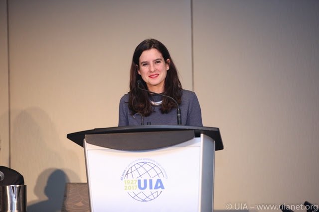 AngelaDBVZ's tweet photo. Delighted of being Master of Ceremonies of the #UIATORONTO congress @UnionIntAvocats thank you very much!!! https://t.co/jN1i14rCBK