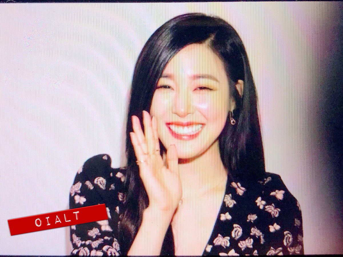 OIALT19890801's tweet photo. 171130  Bottega Veneta #티파니 #TIFFANY 너무 보고싶다😭😭😭😭 https://t.co/AdywJGFQxe