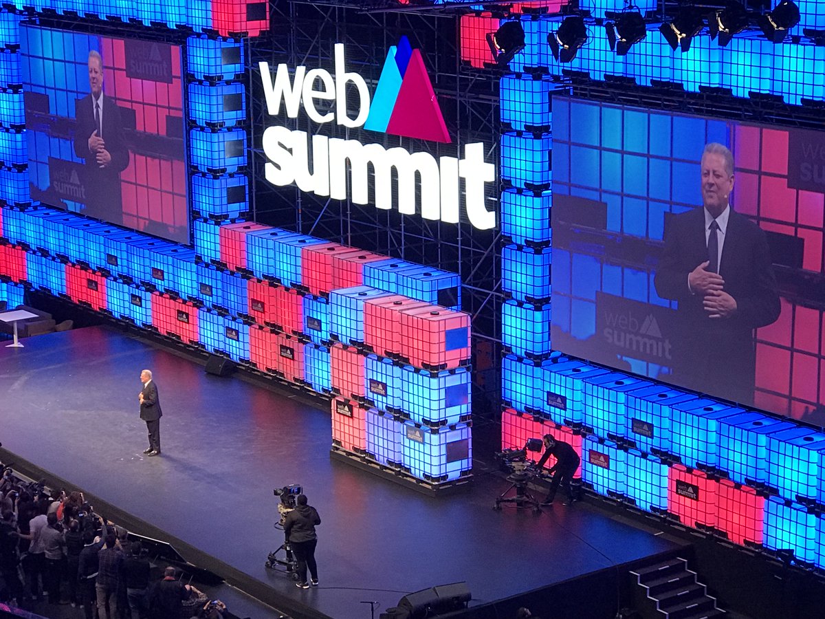 cre8mania's tweet image. Photos from #websummit2017. Here&apos;s @gabyzoghby meeting @wyclef and @rosariodawson! 
@WebSummit #ThrowbackThursday