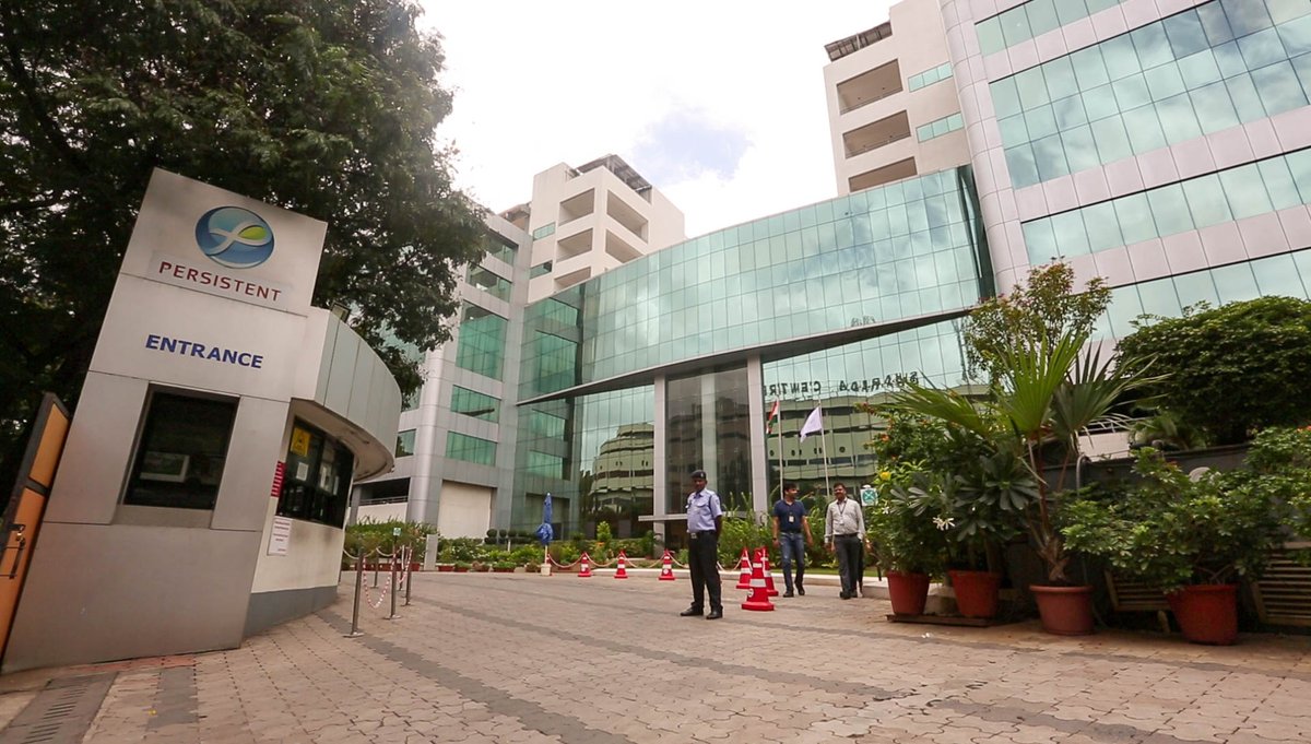 Persistentsys's tweet photo. It’s that time of the year when we say a big Hello to our #investors - #PersistentInvestorDay on Dec 1, 2017! @anandesh https://t.co/IPi0PTBeG8