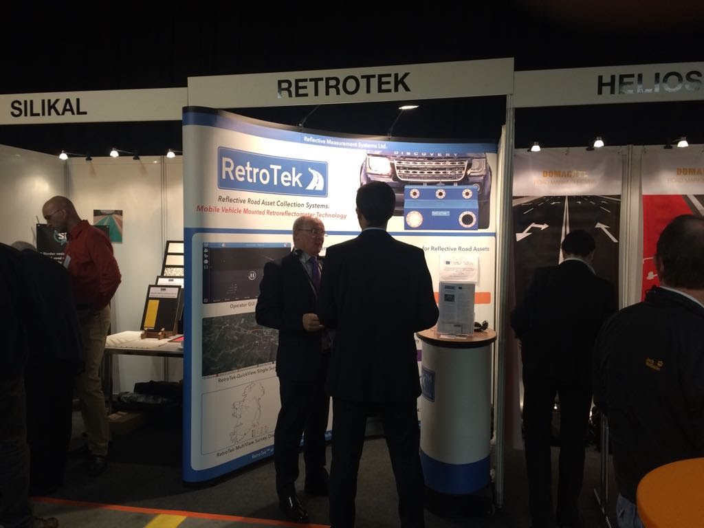 RetroTek_RMS's tweet photo. Joe Turley having a busy day at the RetroTek stand at the Hofmann Technology Day &amp; International Expo 2017.  Drop by stand 23 for a demonstration of the RetroTek system of retroreflectometers. #HOFTECDAY #roadsafety #retroreflectometers https://t.co/5IC2V0L4Kh