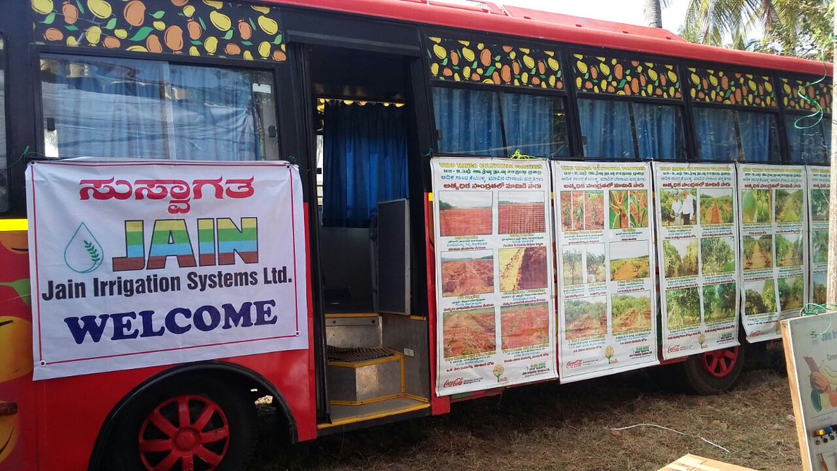 Project_Unnati's tweet photo. It's important to educate #Farmers👨‍🌾 about #Agtech &amp; #PrecisionFarming to bring #Prosperity in their lives by making #Agri #sustainable &amp; remunerative

173 Farmers attended #Mobinar on 🚌 wheel at Mandya,#Karnataka &amp; 
Learnt about Mango cultivation method UHDP
#FriendsOfFarmer https://t.co/L47Gh6M7bR