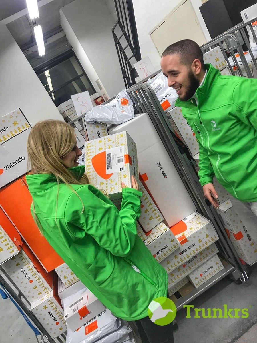 trunkrs's tweet photo. #LovetoDeliver #Amsterdam #Trunkrs https://t.co/p8kYP7c1bK