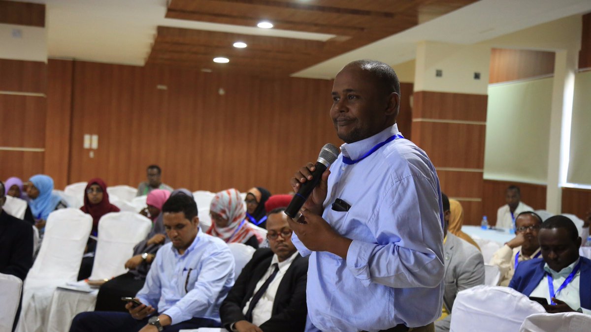 ahmedvision1's tweet photo. 1st medical conference that attracted some of the most prominent doctors, health institutions & researchers in Somalia kicked off in Mogadishu, th conference is hosted by #SIMADUniversity @Jaamacaddasimad & looks collective solutions for Somalia's health crises #MC2017 https://t.co/PKpqogCEW8