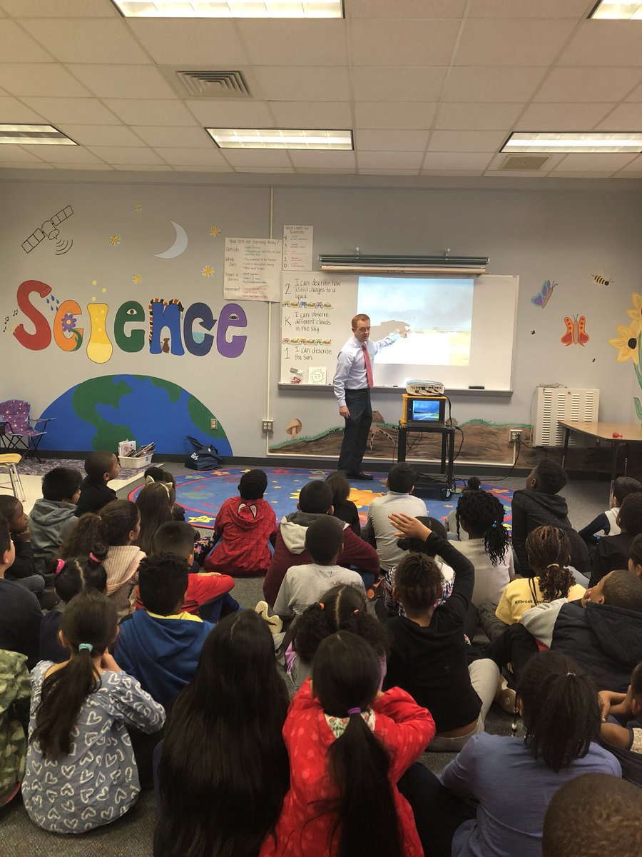 Learning about Tornados and severe weather <a href="/MECME_School/">MillbrookElem</a>  @McGowanK2Sci <a href="/supersecond/">I ❤︎ 菊池涼介 女子会</a> <a href="/LeeRingerWx/">Lee Ringer</a>