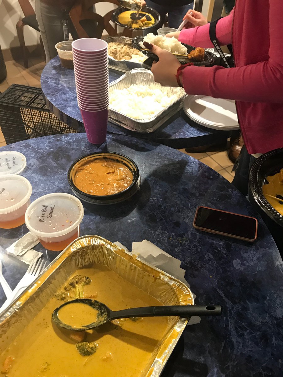 KristenMarx1's tweet photo. What’s better than free food? Free THAI food! @SEUGELLC https://t.co/Qoa6B1A96m