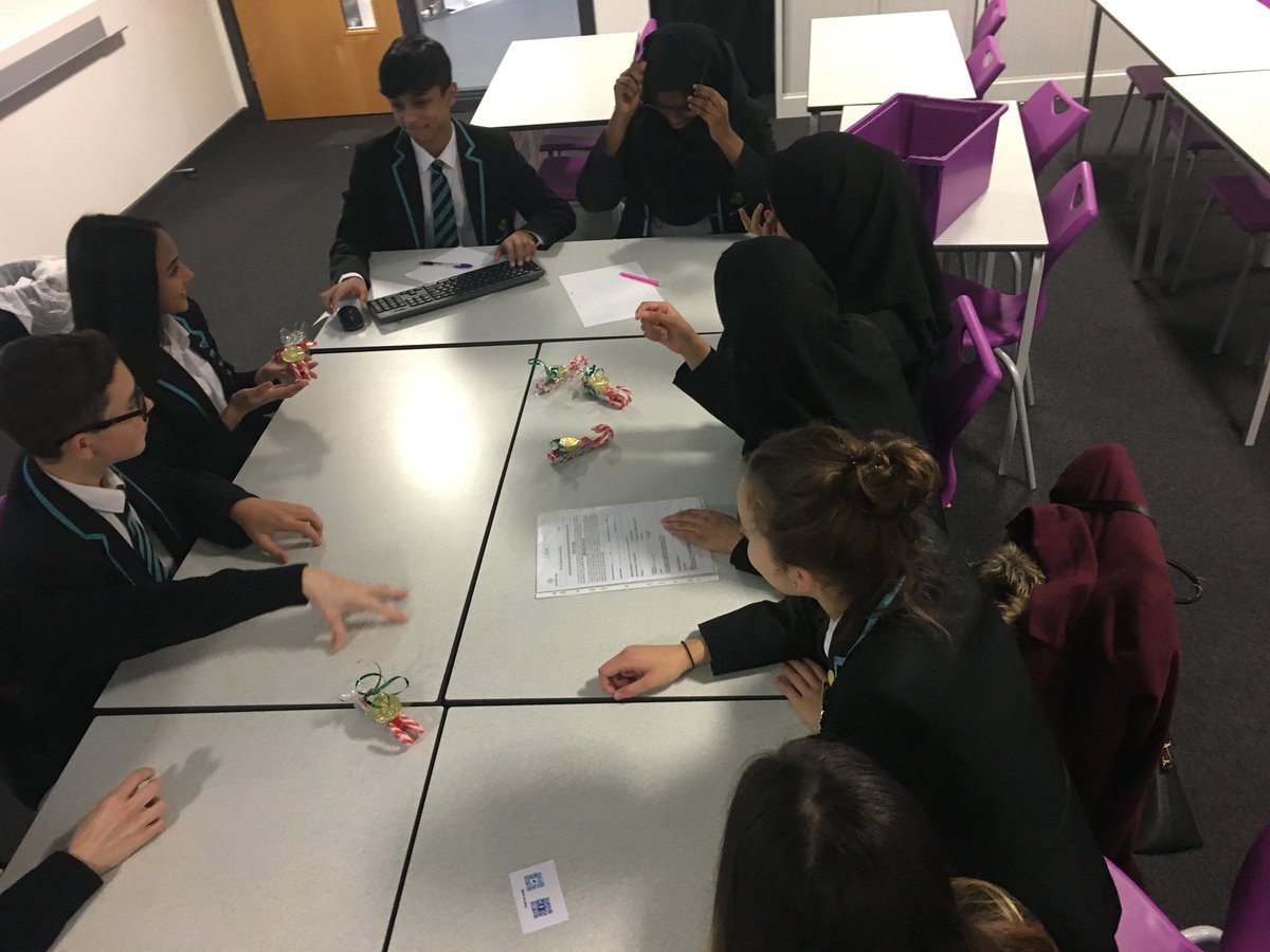 IconUK's tweet photo. Making plans for our trade fair!🎄 #youngenterprise https://t.co/EEfoylr7wy