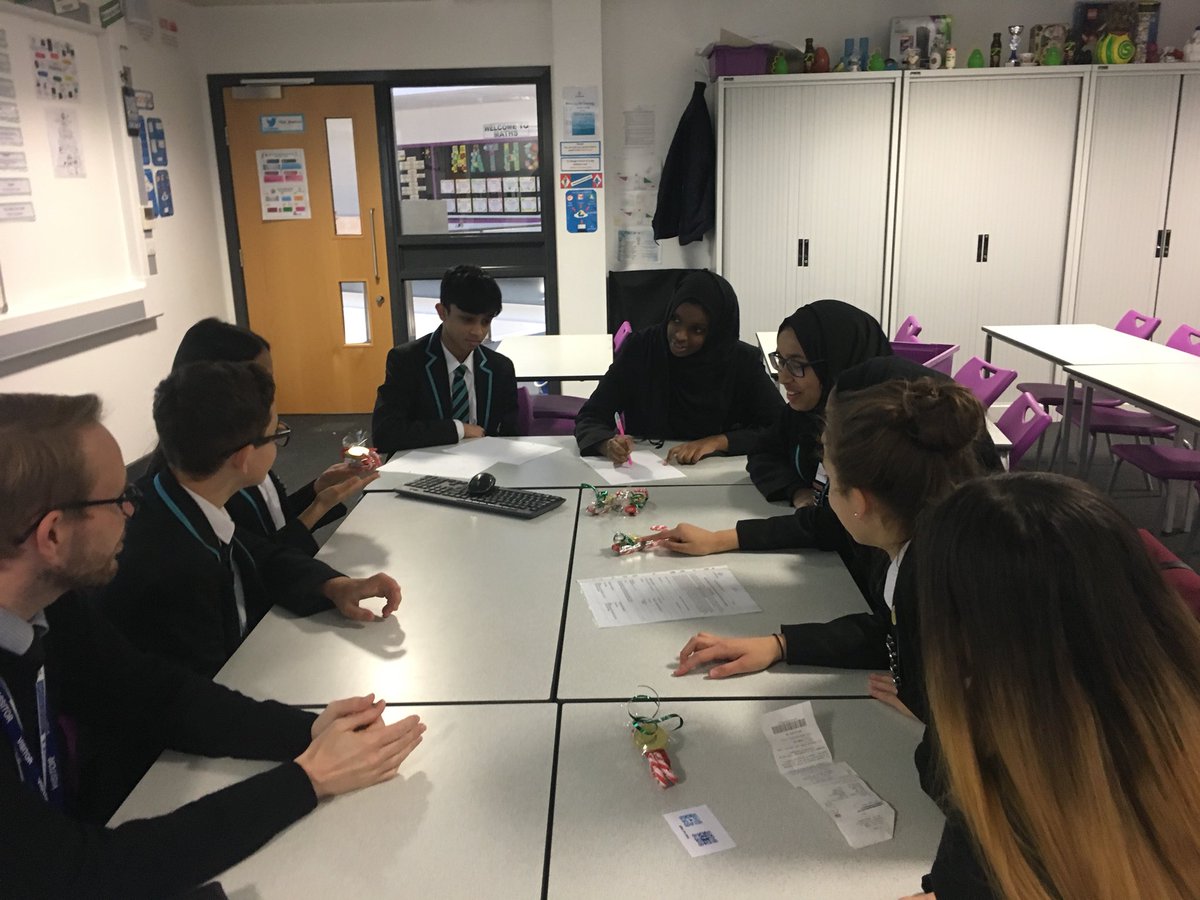 IconUK's tweet photo. Making plans for our trade fair!🎄 #youngenterprise https://t.co/EEfoylr7wy