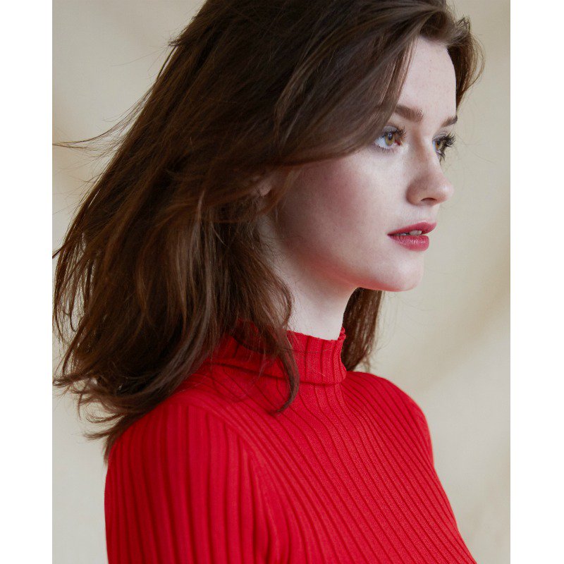 SarahLanagan's tweet photo. New shoot = the perfect time to play with some gorgeous makeup from @andotherstories. LOVE this lipstick smudged on #makeup #beauty https://t.co/t5eQNGqpz0