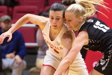 ncaabspain's tweet photo. Carmen Grande sigue a lo suyo, anoche 15pt 6r 9a, en la victoria de las @BallStateWBB vs Butler, que le mantienen como 2ª mejor asistente de toda la #NCAA!!!

Su temporada es increíble, rozando el doble-doble de media con 14.2p 9.5a! https://t.co/YdS5u49Mh0