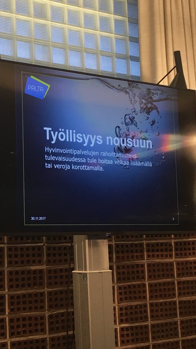 arrivatanen's tweet photo. Urhea tavoite digimurroksen keskellä @PALTAry https://t.co/b7PxrvBHwr