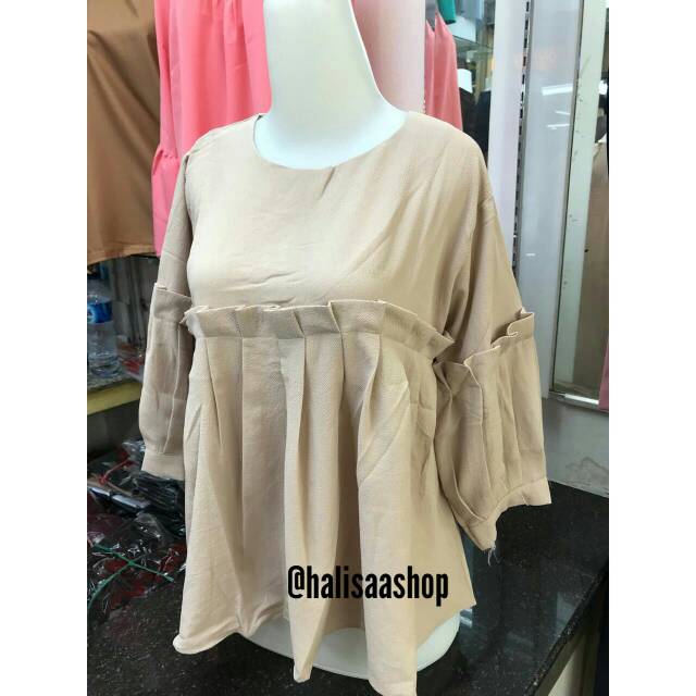 lisaaachicha's tweet photo. Saya menjual Blouse wanita... seharga Rp60.000. Dapatkan produk ini hanya di Shopee! https://t.co/3FZEAWGbmT #ShopeeID https://t.co/hs6ZZaAOal