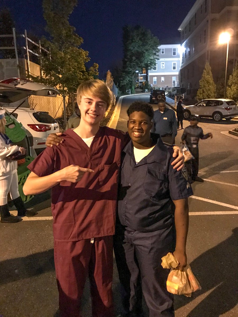 change4georgia's tweet photo. I look forward to hanging out this my good friend at Halloween and other times during the year! He is always smiling and brings a smile to others. https://t.co/PaPPzy7fAh