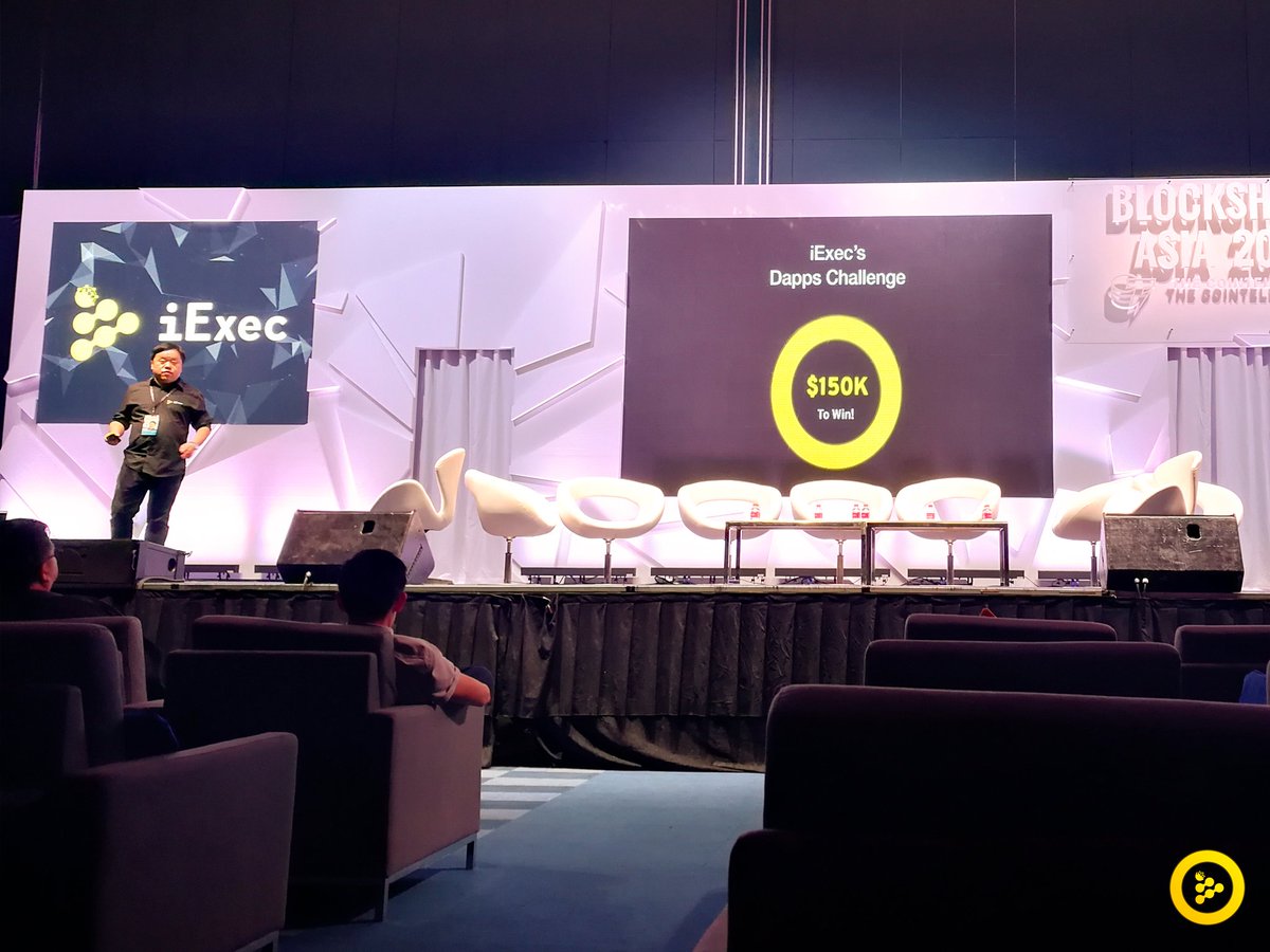 iEx_ec's tweet photo. iExec was proud to sponsor #BlockShow2017. Many thanks to @Cointelegraph for its perfect organisation. Now let's party! #BlockShow #BlockShowAsia $RLC https://t.co/A8XJiVeSIq