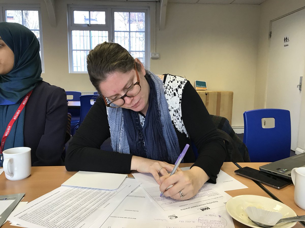 Primageographer's tweet photo. Writing up our ideas re #DeepStructures - how to help children embed #criticalthinking? What do we do as teachers? What do ch do? @The_GA https://t.co/YtaZzPWlnq