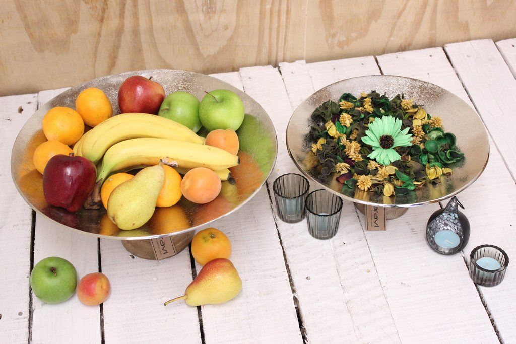 CrystalEdgeLtd's tweet photo. What else could you store on these Beautiful Maravi Rough Cast Serving Bowls with a Mango Wood Base???? https://t.co/9d7xFXg4yr

#Maravi #foodforthought #fruit #Display #breakfast #bowls #fruitbowl #gift #serveware #tableware #homedecor https://t.co/6bXgWxr5cN