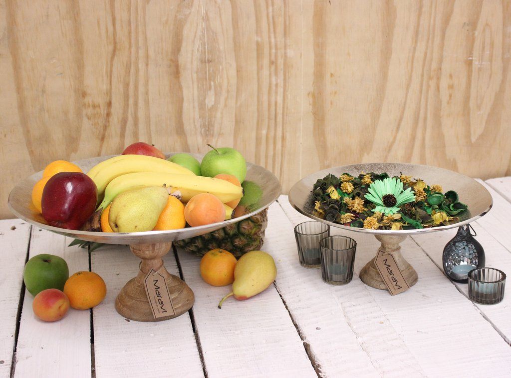 CrystalEdgeLtd's tweet photo. What else could you store on these Beautiful Maravi Rough Cast Serving Bowls with a Mango Wood Base???? https://t.co/9d7xFXg4yr

#Maravi #foodforthought #fruit #Display #breakfast #bowls #fruitbowl #gift #serveware #tableware #homedecor https://t.co/6bXgWxr5cN