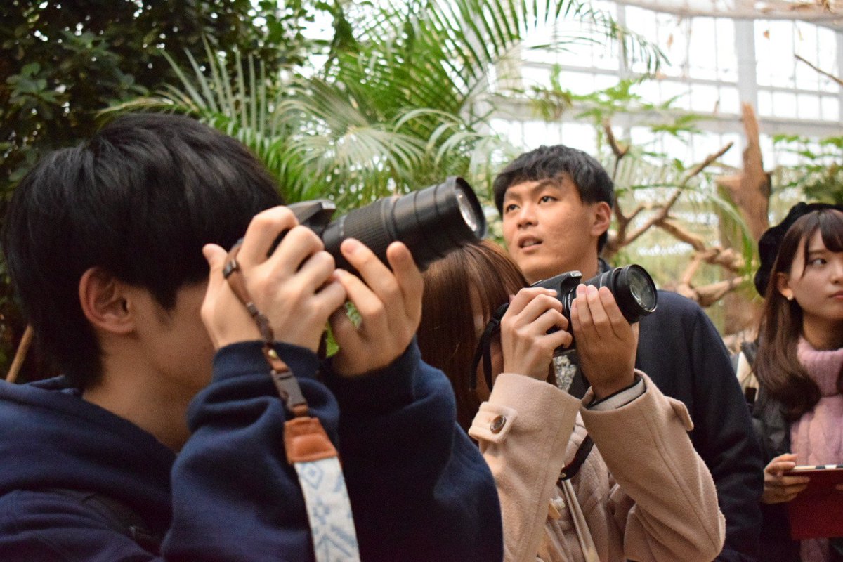 camera_bukai's tweet photo. 11.26@神戸どうぶつ王国
カメラ部会×合同班ミ
どうぶつに癒された後は中華街に行き食べ歩きもしました🍥
カメラ部会にも待望の一年生が入部したということで現在全学年がカメラ部会に所属してます😳😳 https://t.co/0XUvFlazxH