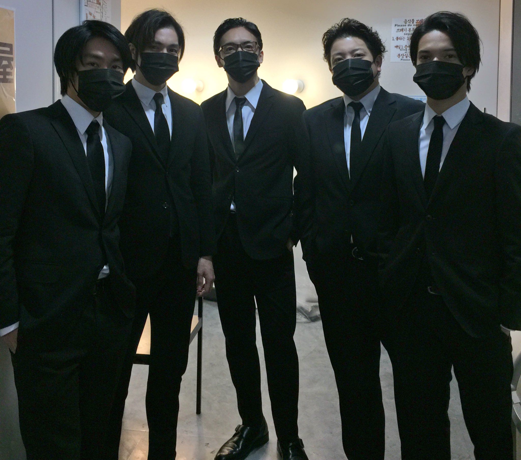 Twitter 上的 Grahambox グレアムボックス 我ら喪メンズ５ 松本ししまる 田中稔彦 丸山正吾 宮崎貴宜 後藤昌英 ファインド ハント2 ファインドハント2 ファイハン2 しまぁ ん共和国 舞台 喪服 喪メンズ 黒 ブラック 黒い男 イケメン に囲ま