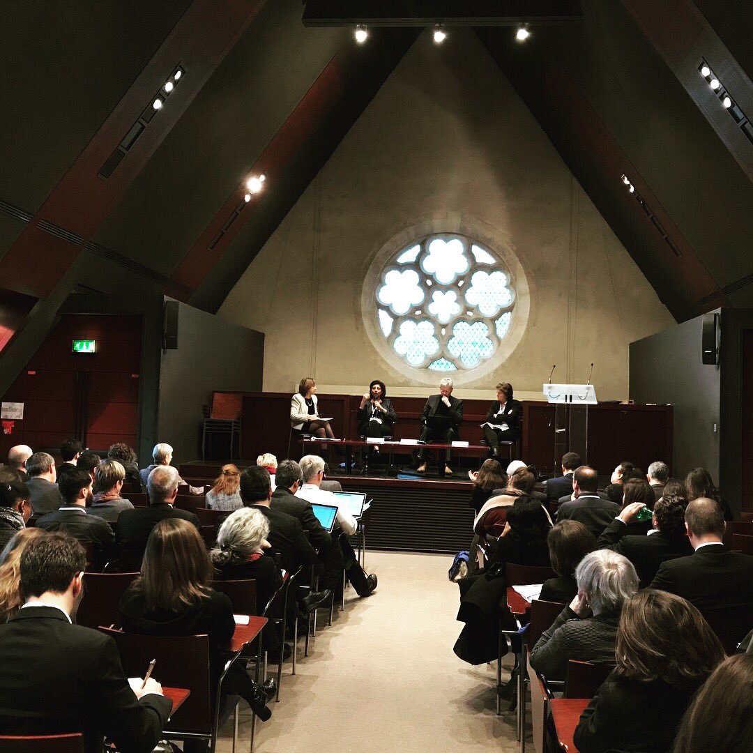 AgenceLEXposia's tweet photo. #TECHNOLEX ! On a posté quelques photos sur #insta ! #digital #droit #legaltech #bigdata https://t.co/r11rela5bL https://t.co/Z3mV7i2lPo
