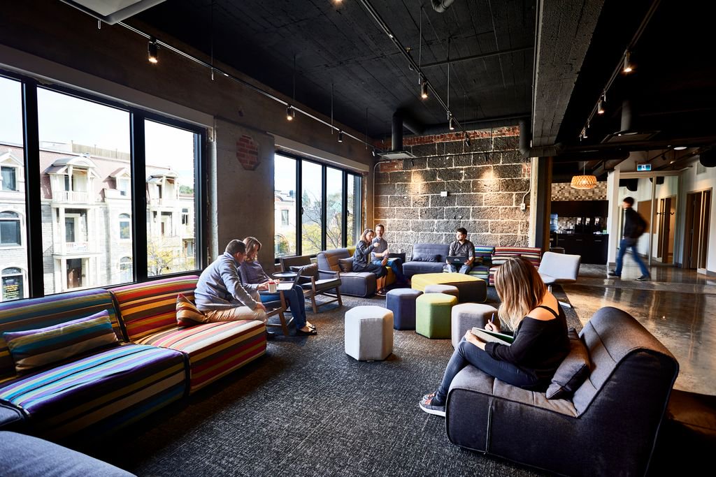 Les besoins de la communauté, on y tient à coeur!
Nous voulons vous offrir de l'information pertinente pour vos projets d'affaires. 
Avez-vous des suggestions de conférences ou d'événements que nous pourrions organiser dans notre espace!?